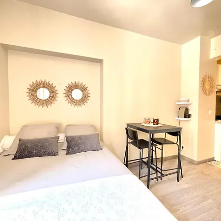 Apartment Neuf A 2 Pas Du Metro *